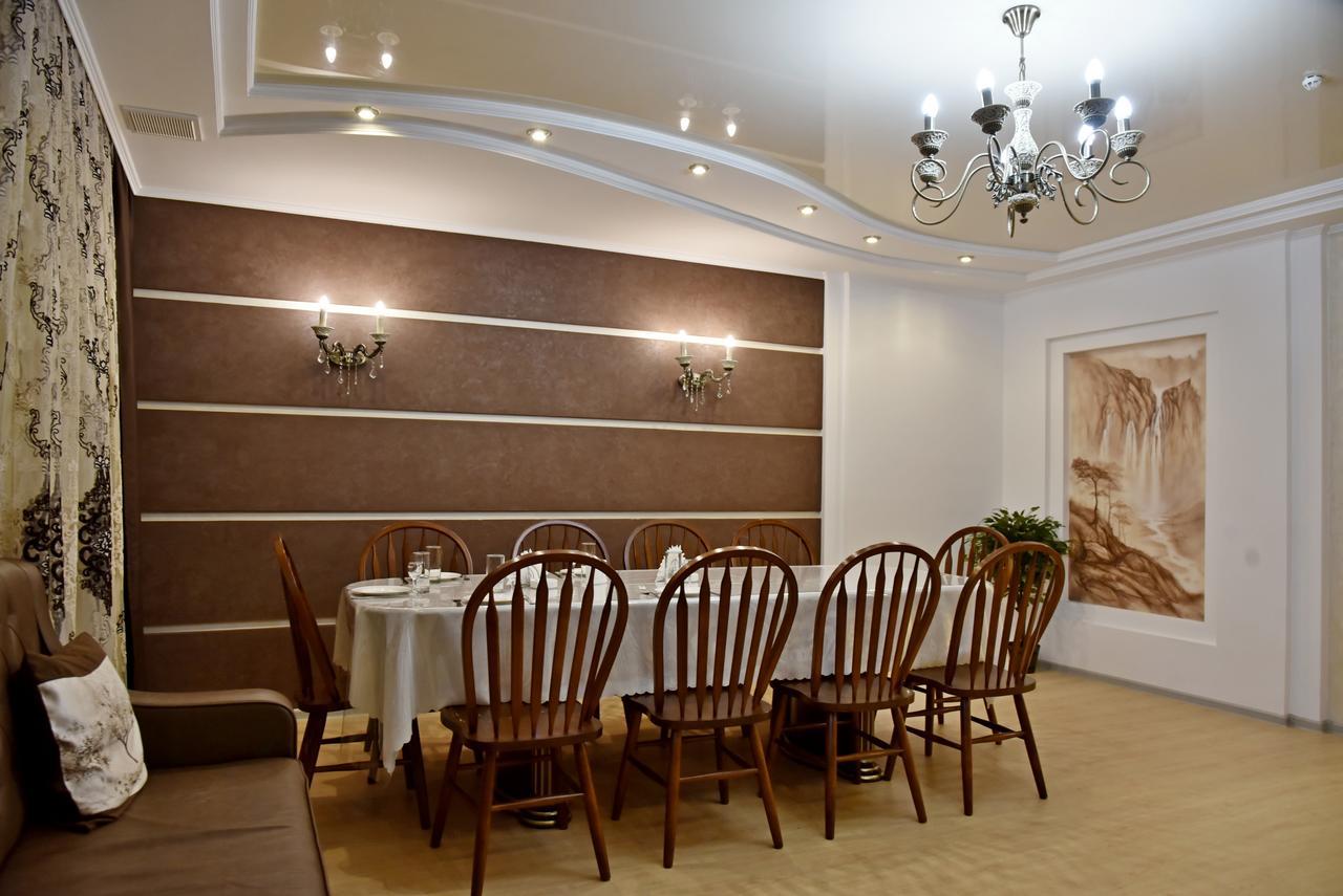 Hotel Gloria Kostanay Extérieur photo