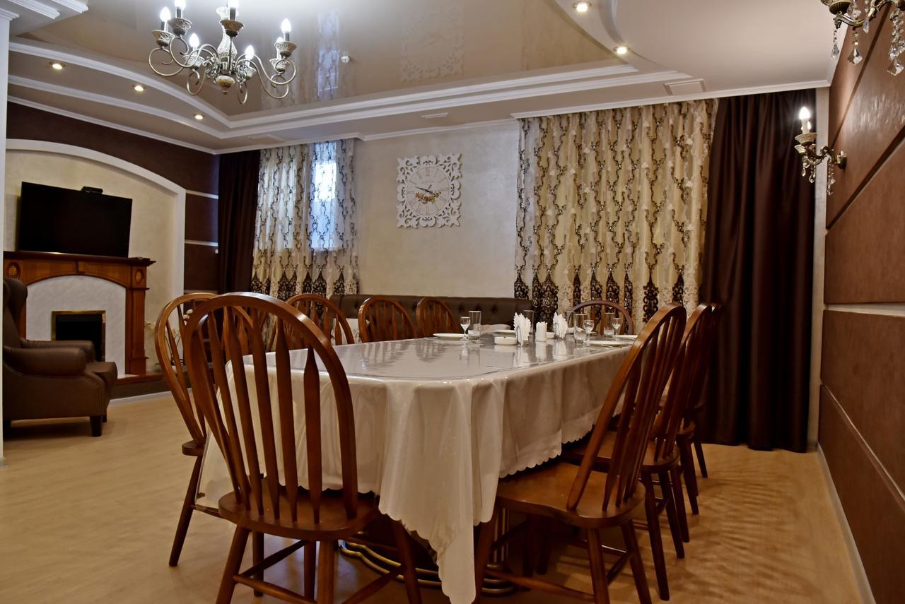 Hotel Gloria Kostanay Extérieur photo