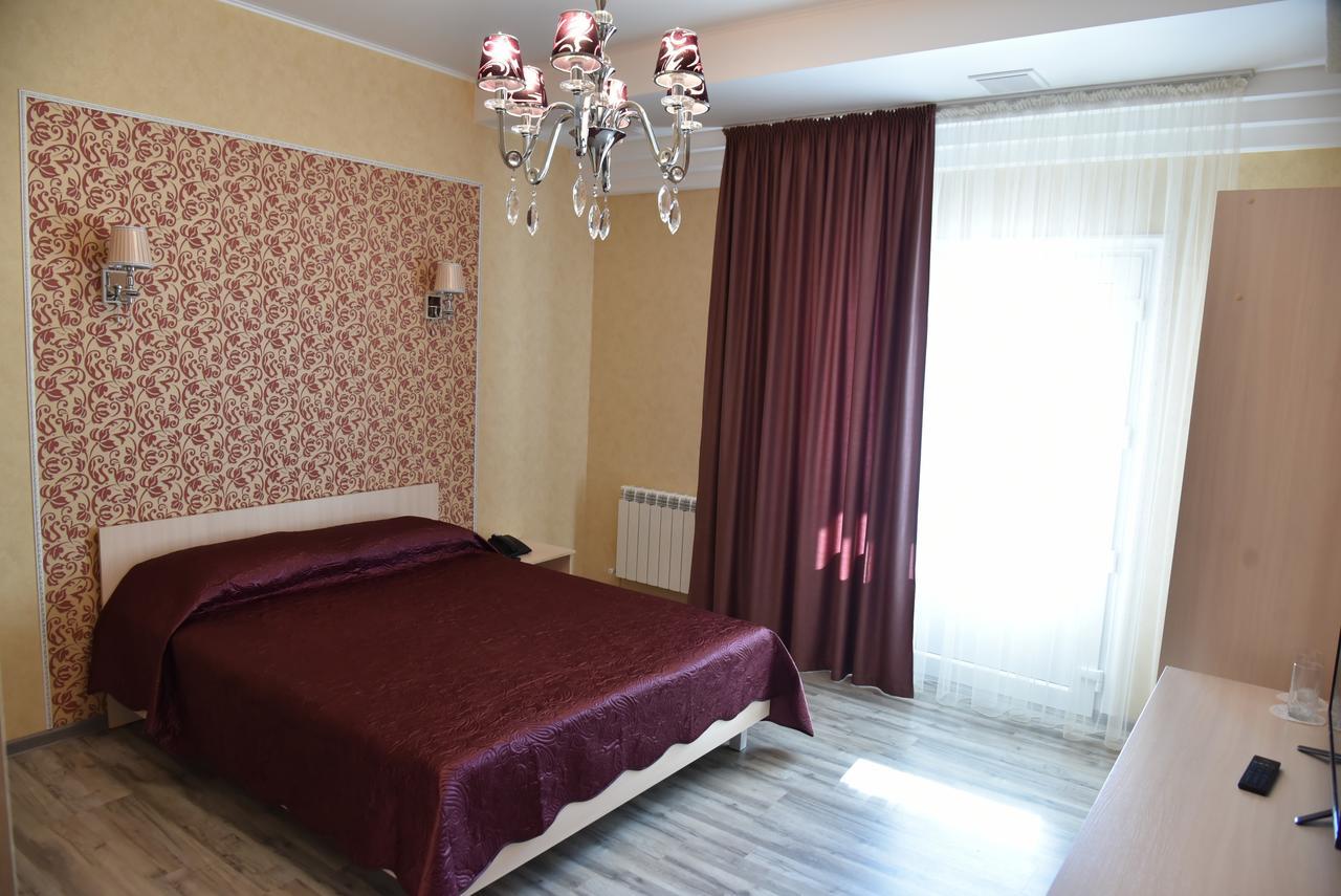 Hotel Gloria Kostanay Extérieur photo